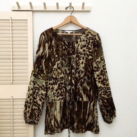 CAbi 806 Silk Crêpe Tunic, Animal Print, Drop Peplum, Semi Sheer, Small, GUC - Picture 6 of 7